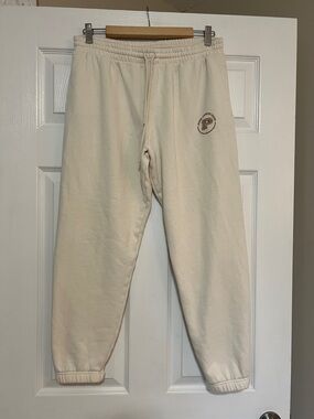 PINK Victoria’s Secret Cream sweatpants